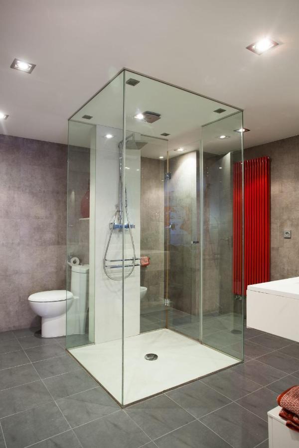 Piso Moderno, Centrico Y Con Garaje Gratis Apartment Bilbao Exterior photo