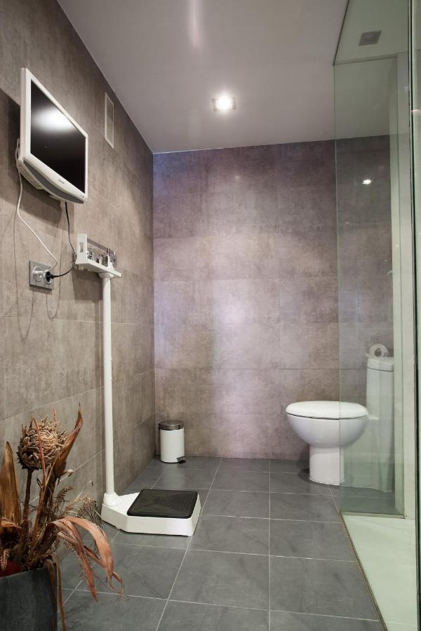 Piso Moderno, Centrico Y Con Garaje Gratis Apartment Bilbao Exterior photo